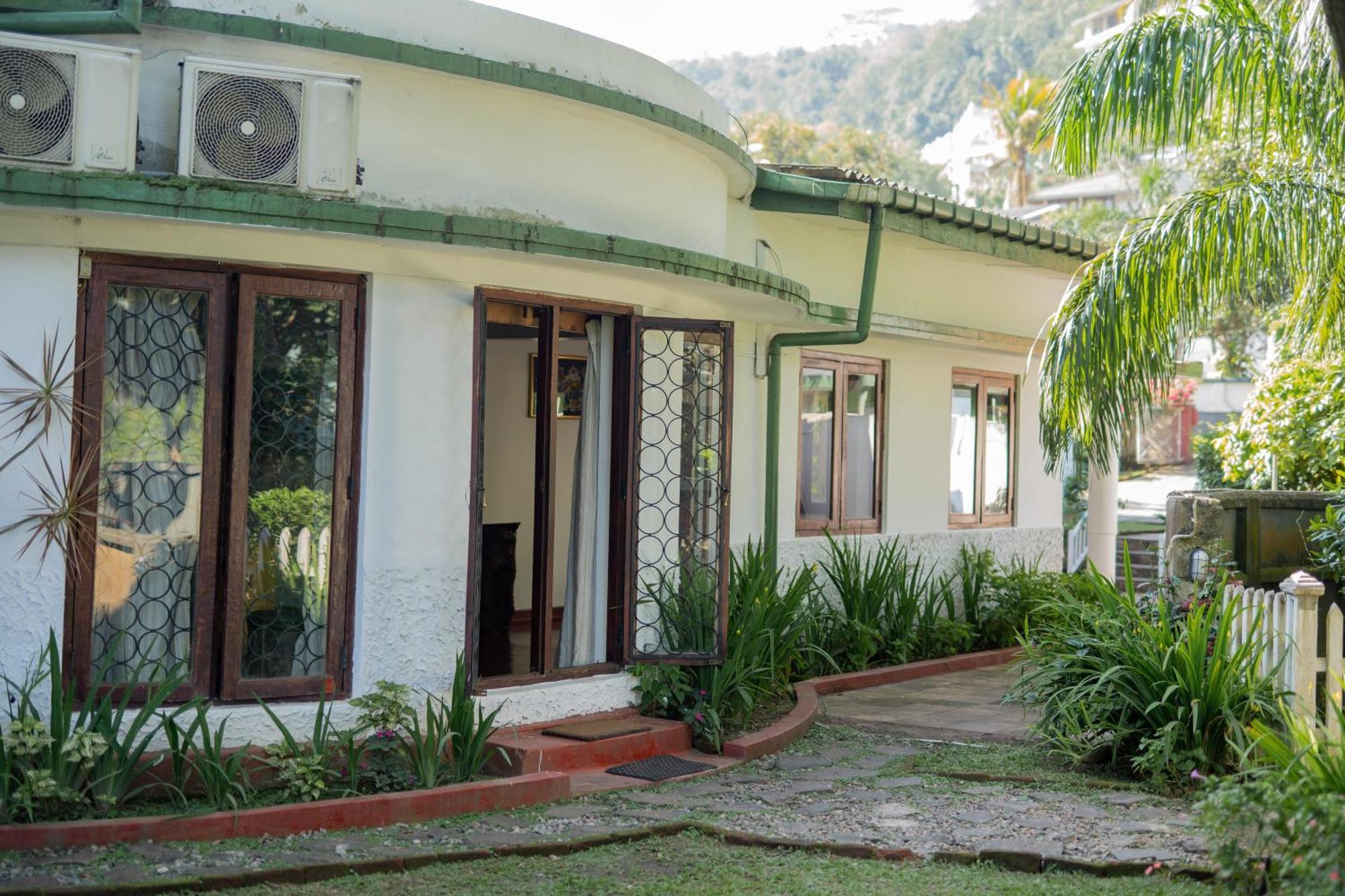 Kandy Boutique Villa By Fortuna Bungalows Екстериор снимка
